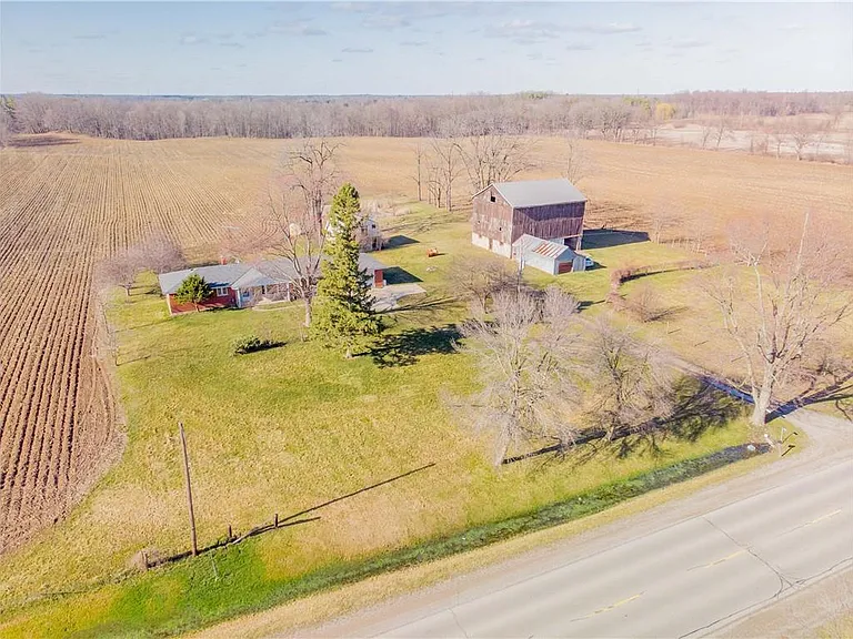 5213 Governors Rd — Photo 29