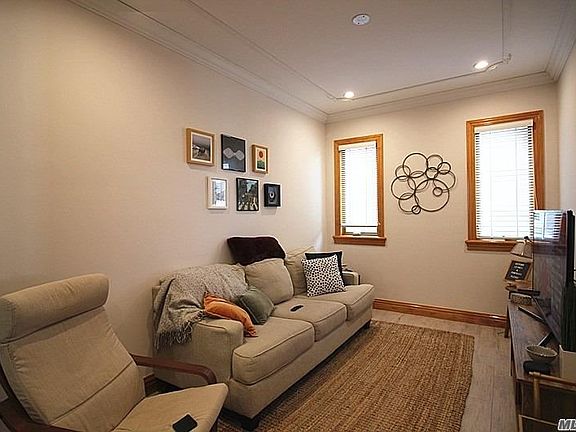 3rd image of 39-14 215th Pl Floor 1