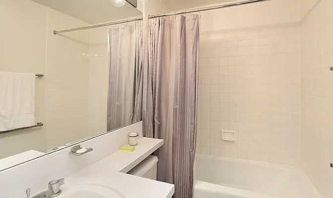 Rented by eRealty Advisors Inc | media 4