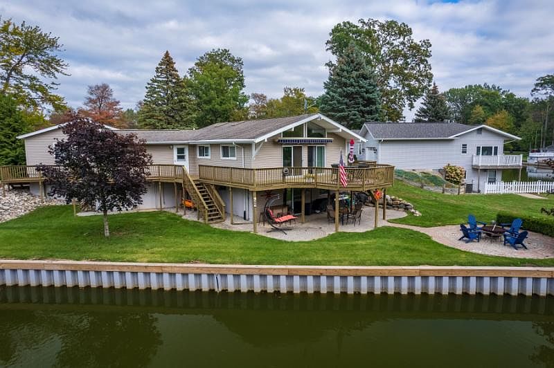 4303 Iroquois Dr, Pigeon, MI 48755 Zillow