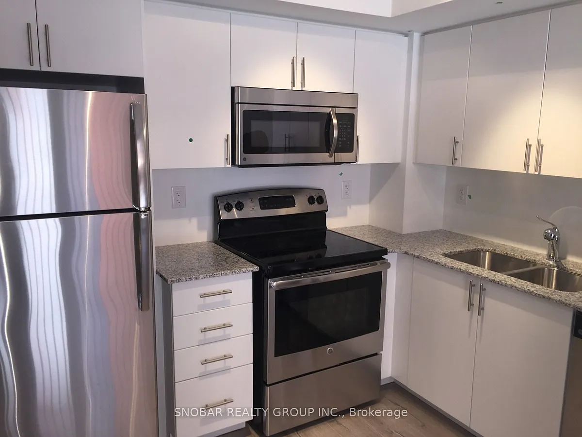Building Photo - 830 Lawrence Ave W #423