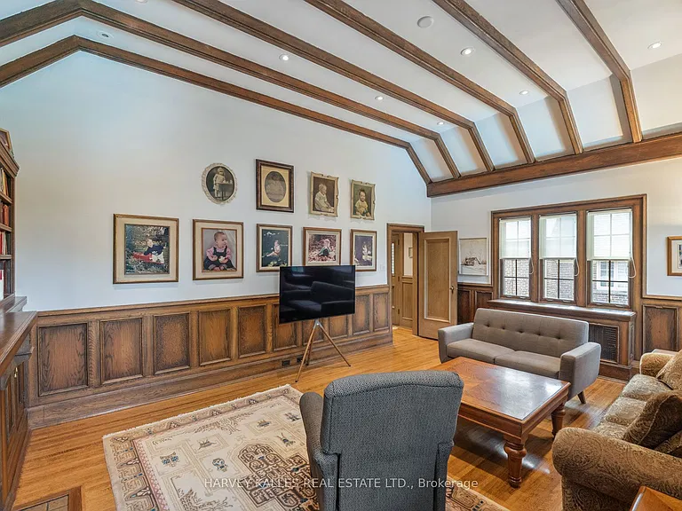 14 Dewbourne Ave — Photo 14