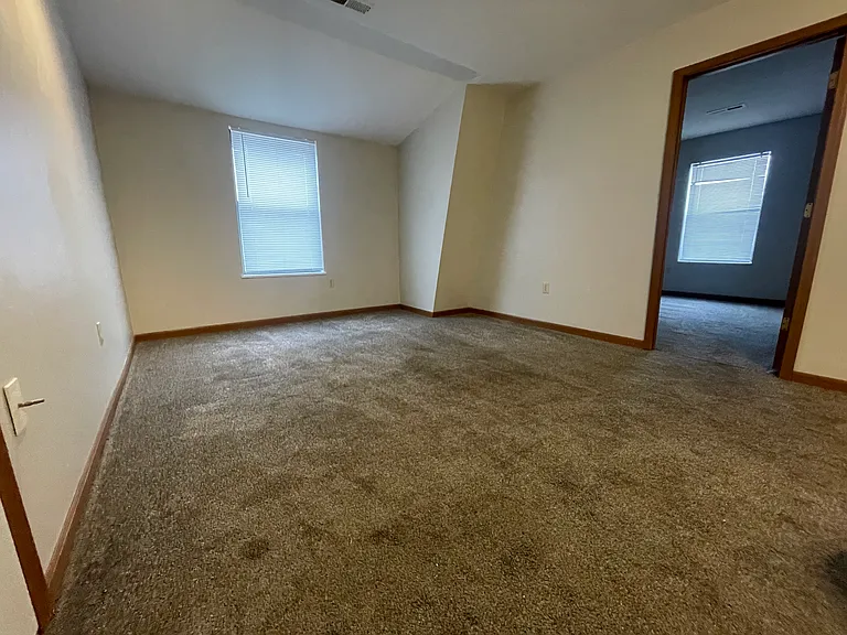900 Shelley Ct #D — Photo 4