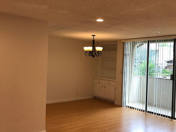 2nd image of 838 9th St #1