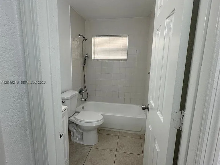 16120 NE 19th Pl #3 — Photo 10