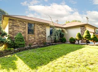 4364 S Holiday Ave, Springfield, MO 65810