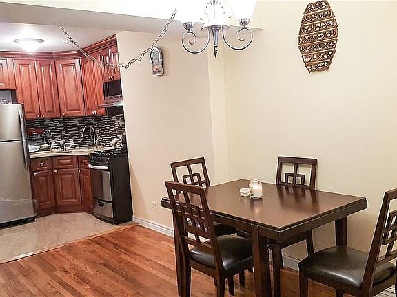 2nd image of 2121 Shore Pkwy N Unit 4G