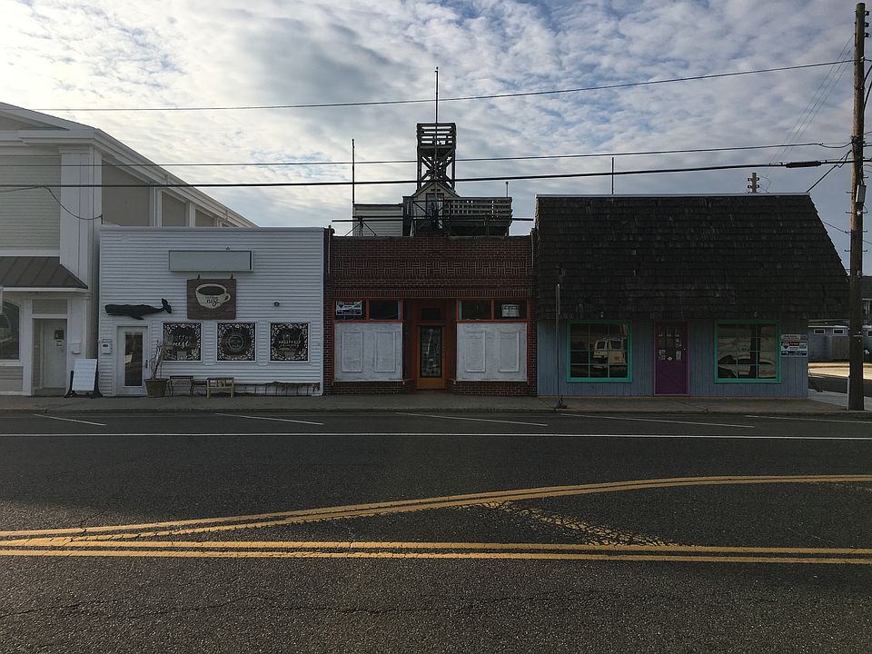 108 n bay middle building 