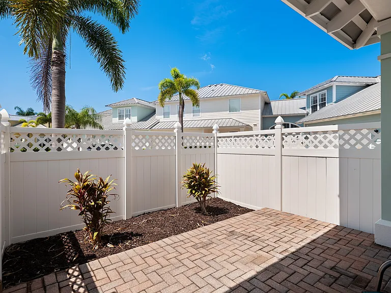 214 Aberdeen Pond Dr — Photo 48