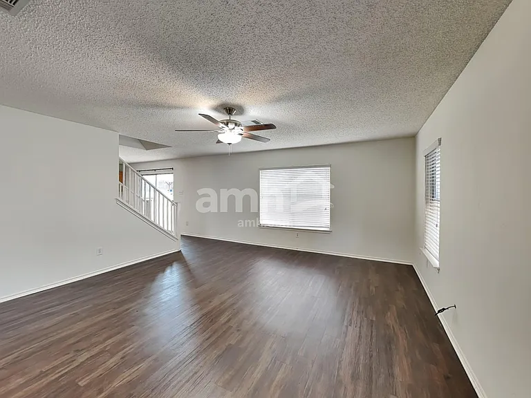 3212 Walleye Way — Photo 5