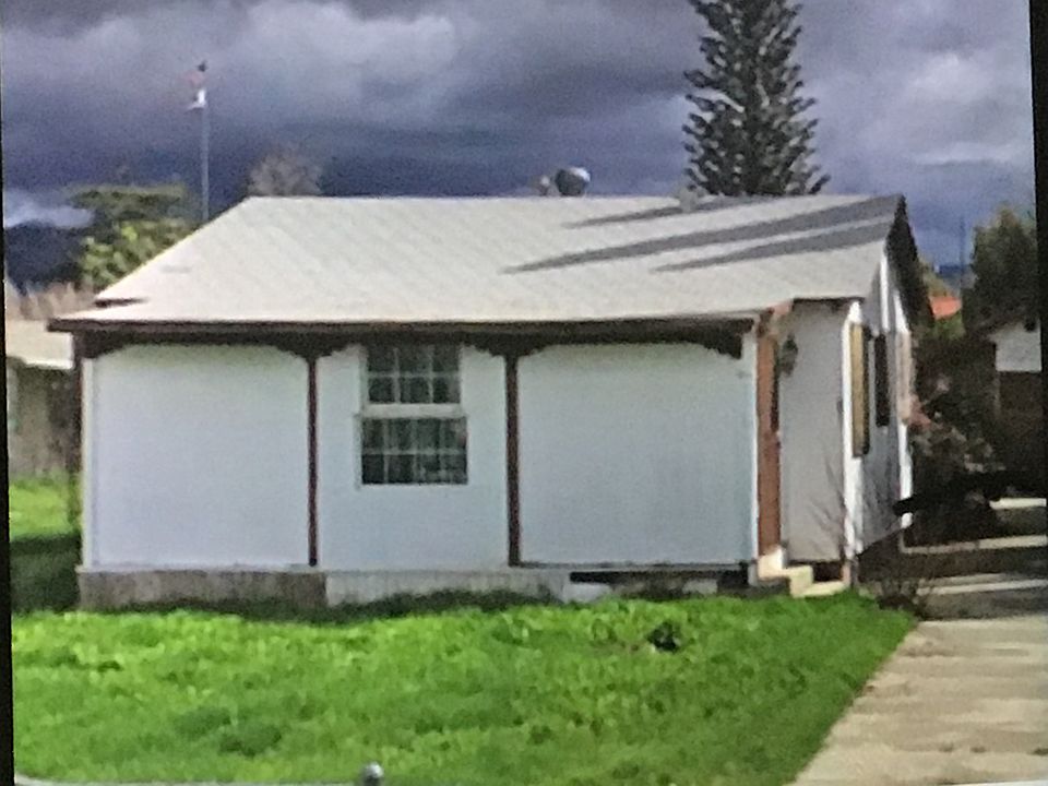1st image of 927 Avenue B