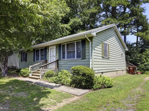 111 Ridgefield Ln, Fruitland, MD 21826