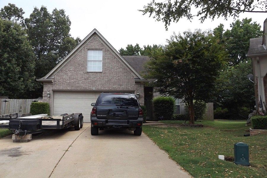 1st image of 7125 Parkbrook Ln