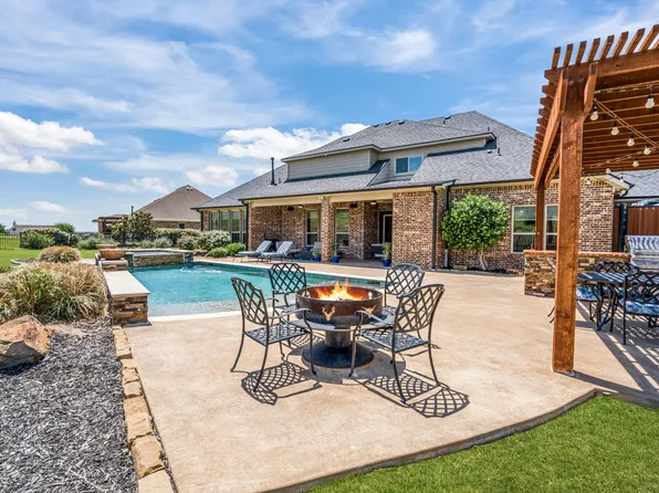 12731 Bella Roma Dr, Fort Worth, TX 76126