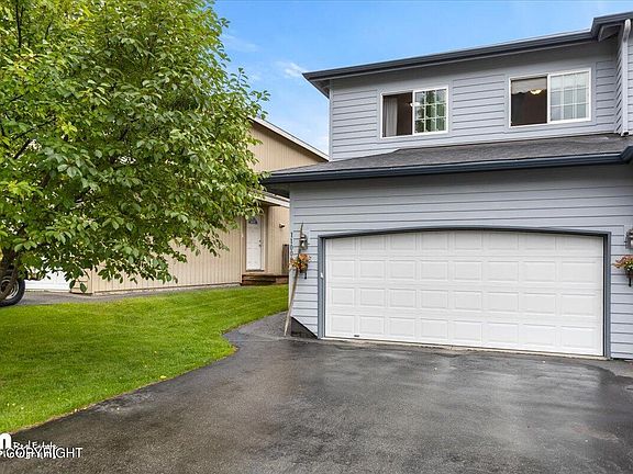 2nd image of 11008 Hannah Jane Pl