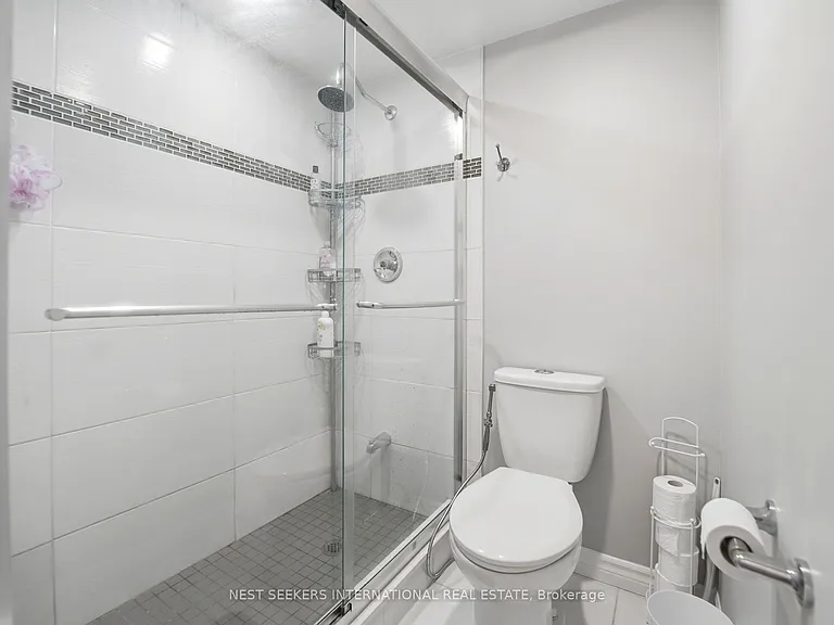 310 Mill St S #811 — Photo 15