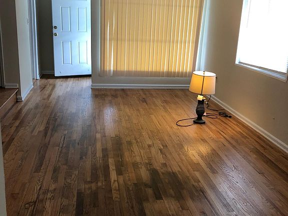 Livingroom/Dinning Room/Half-Bathroom