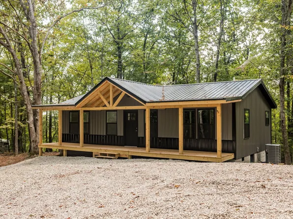 8 Holler Top Rd, Campton, KY 41301