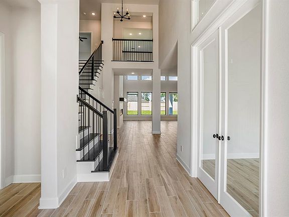 4th image of 1407 Old Forest Drive