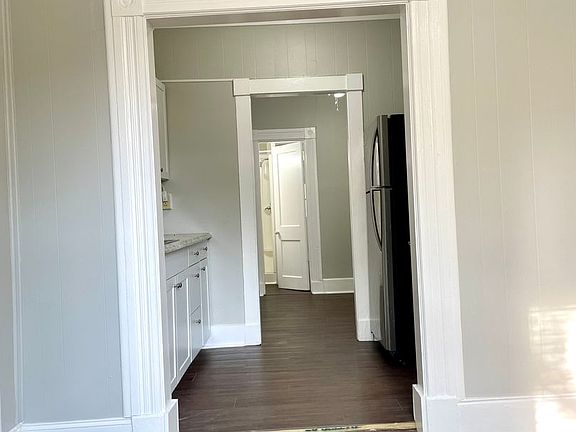 5th image of 702 Luttrell St APT 1