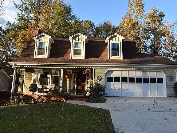 2nd image of 3651 Bonnie Glenn Ln
