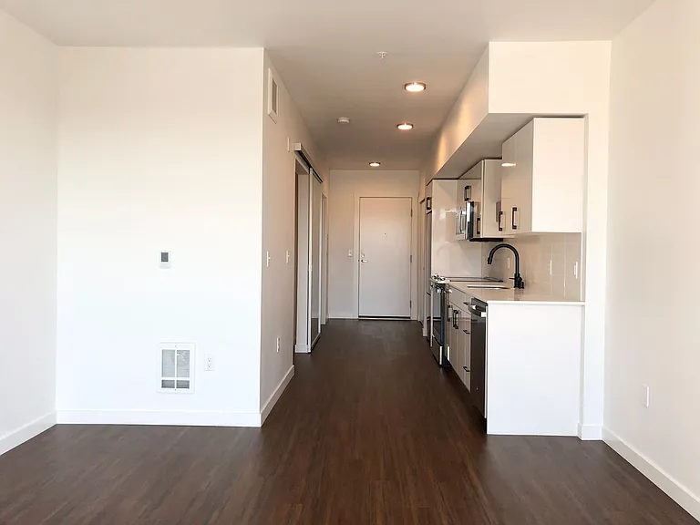 Spur Apartments — Photo 91