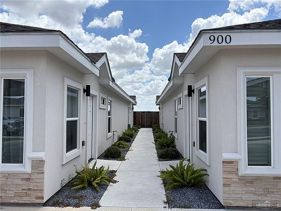 4th image of 900 N Clarence Ave