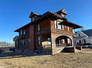 511 W State St, Marshalltown, IA 50158