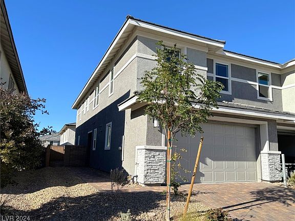 2nd image of 108 Antler Square Ln