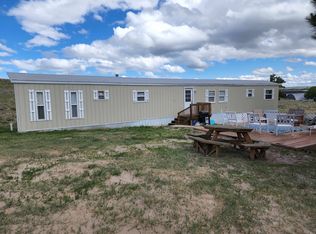 17 Omaha Beach Ct, Lewellen, NE 69147