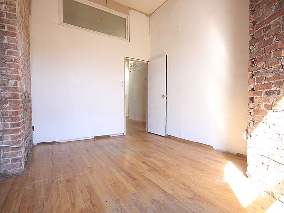 3rd image of 175 Stockholm St #Num301