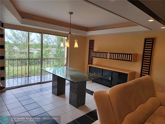 4th image of 8140 SW 24th St APT 311