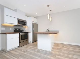 3411 Lake Shore Blvd W #3, Toronto, ON M8W 1N2