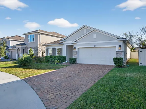 1245 Celery Oaks Ln, Sanford, FL 32771