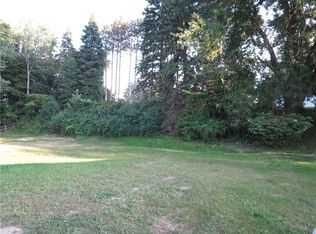 54 Cranbrooke Dr, Rochester, NY 14622