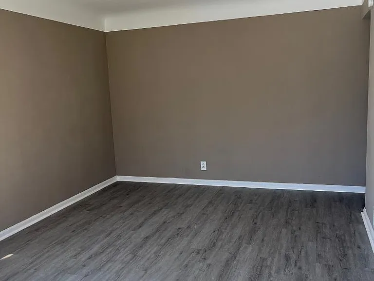 1532 Pettibone Ave — Photo 3