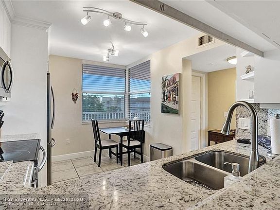 2nd image of 10312 NW 24th Pl APT 403
