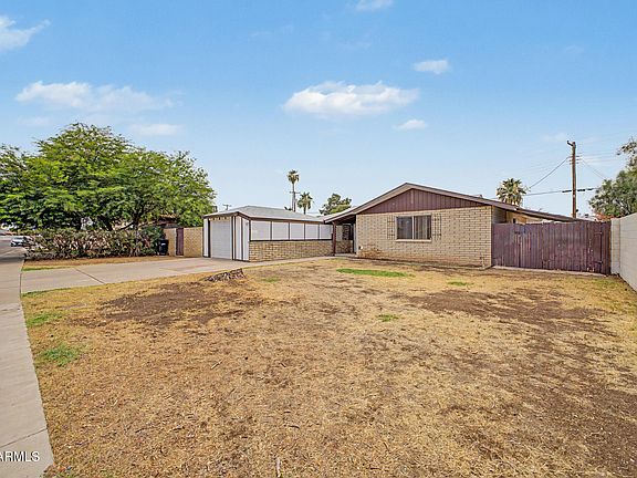 2nd image of 3525 W MORTEN Avenue