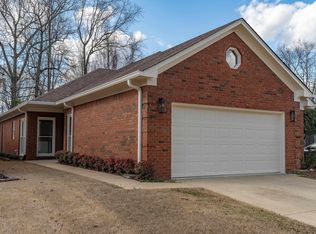 1223 Berwick Rd, Birmingham, AL 35242