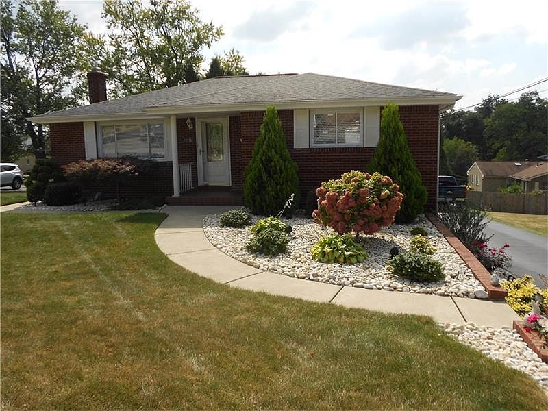 1st image of 10736 Bellview Dr