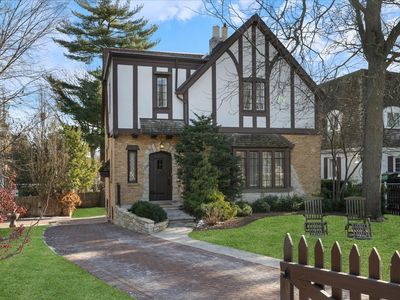 639 Ridge Rd, Kenilworth, IL, 60043