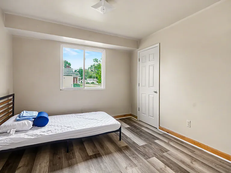 8523 Republic Ave — Photo 12