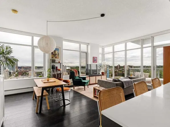 1501 E 6th St SW #1603, Calgary, AB T2R 0Z7