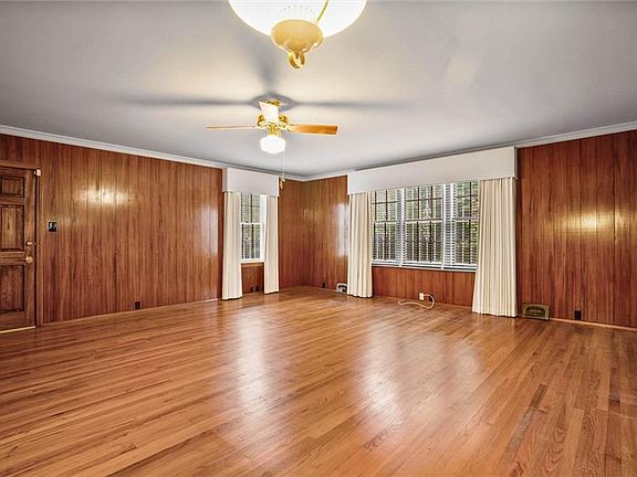 3rd image of 103 S McGregor Ave