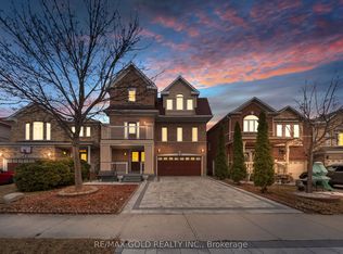 23 Pathmaster Rd, Brampton, ON L6P 2G8