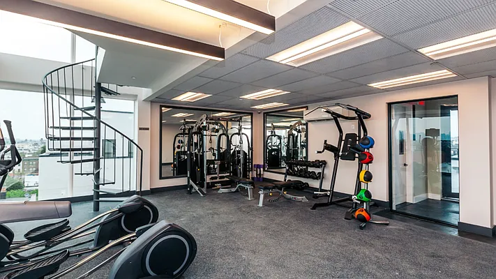 Rented by Nooklyn NYC LLC | media 8