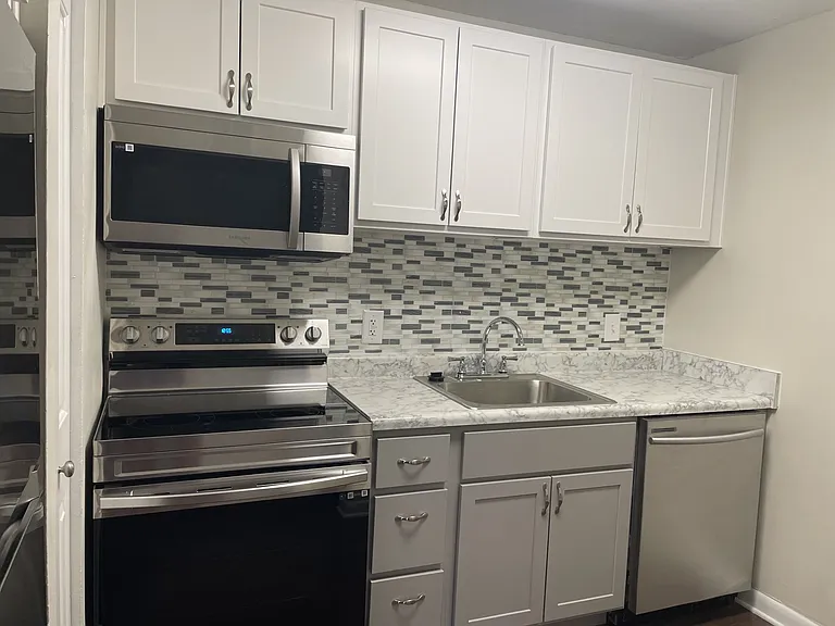 Another kitchen style with stainless appliances