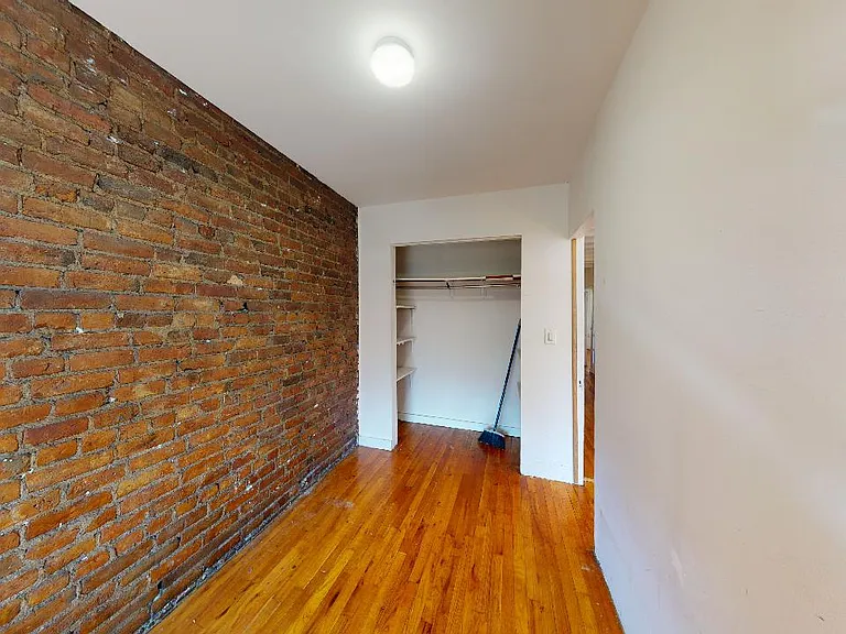 81 2nd Ave #3 — Photo 7