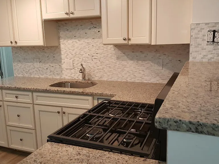 1217 N 2nd St #3 — Photo 2