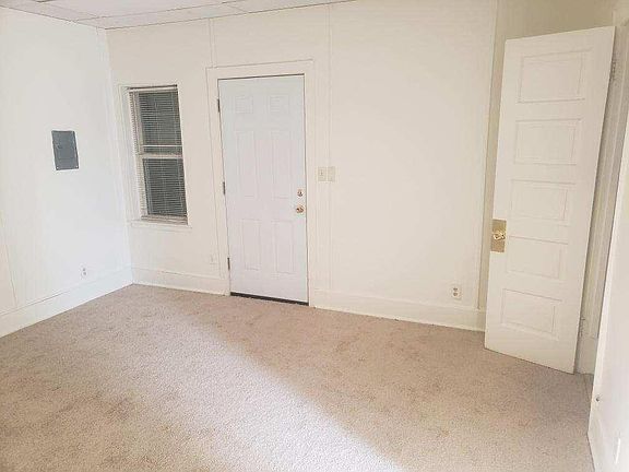 5th image of 7232 W Greenfield Ave